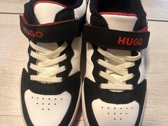 Adidasi Hugo Boss marimea 34